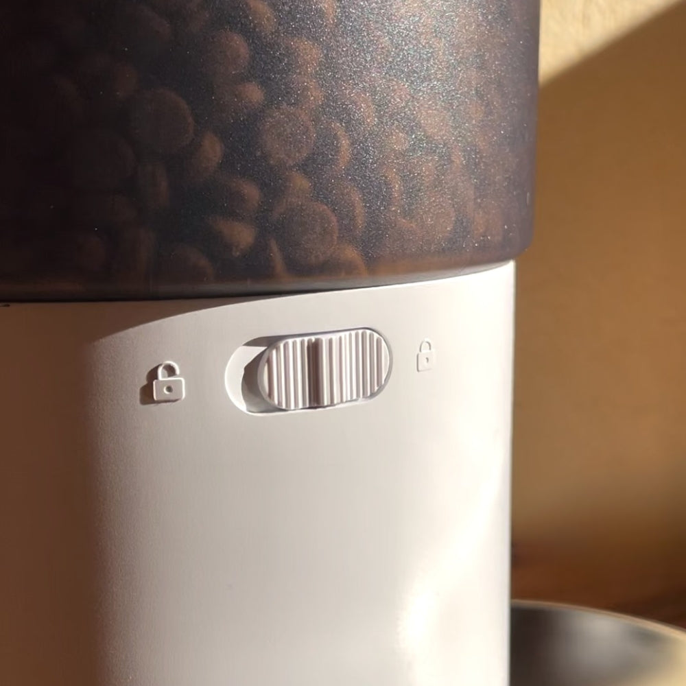 Cookie - Smart App Controlled Feeder